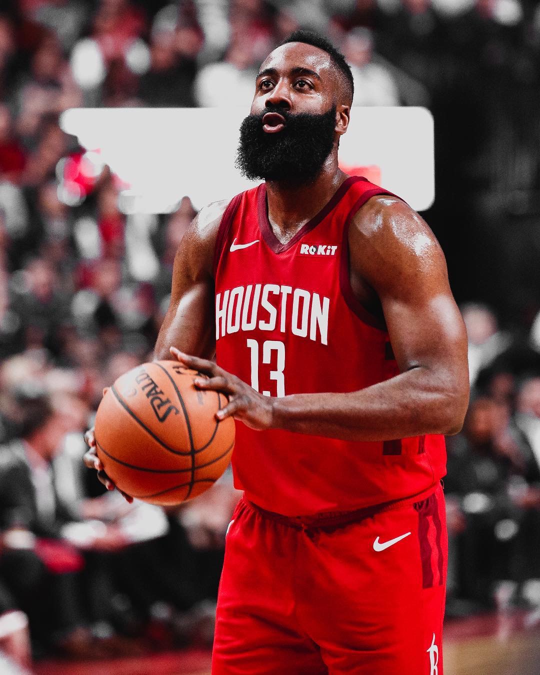 马卡：许多球探想在青年欧冠上考察霍安，但他却没参加比赛（马卡报：众多球探原计划在青年欧冠考察霍安，然而他未出场）