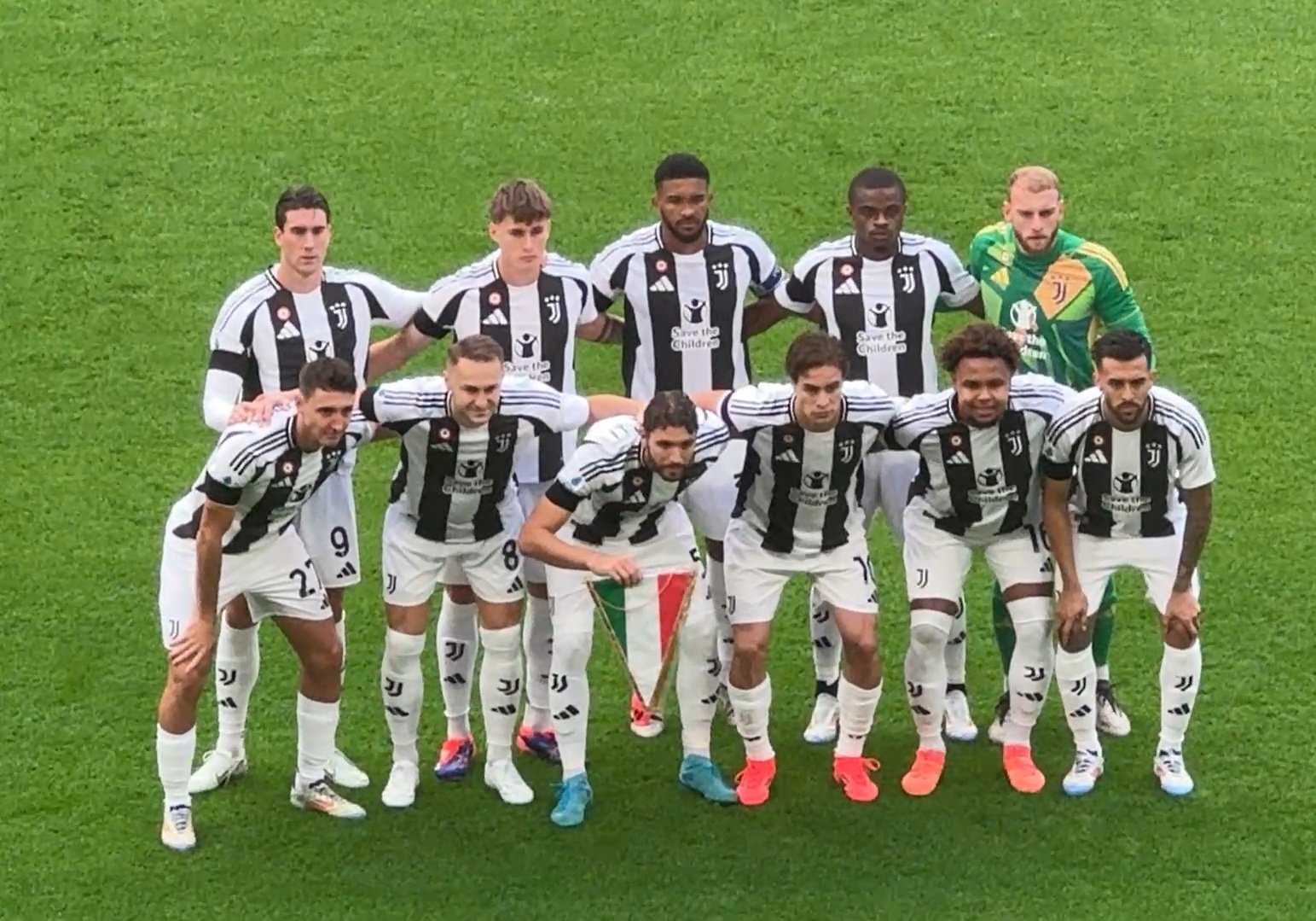 媒体人：亚泰每年差旅费很高，给外援交税也是非常沉重的负担（媒体人称亚泰差旅支出居高不下，外援税负压力沉重）