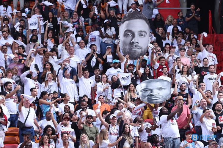 围绕核心建立体系（以核心为轴构建体系）