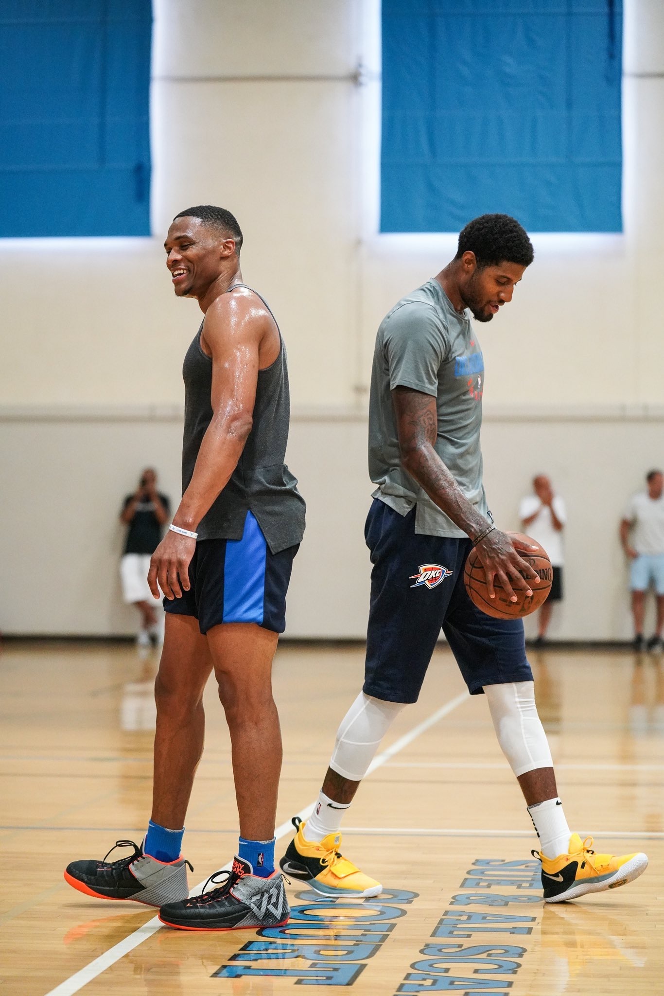 前锋替补登场首球建功，提高信任度（替补前锋登场即破门，信任度提升）