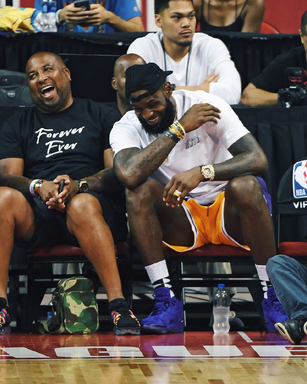 比朔夫：对选择拜仁仍然充满信心，相信自己会在这里站稳脚跟（比朔夫：坚信加盟拜仁选得对，相信能在这里立足）