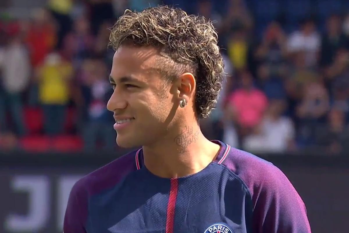 詹俊：若不是裤袜神勇皇马会输更多；维尔茨目前更适合在边路（詹俊：若非库尔图瓦屡献神扑，皇马恐遭更大失利；维尔茨当下更适合踢边路）